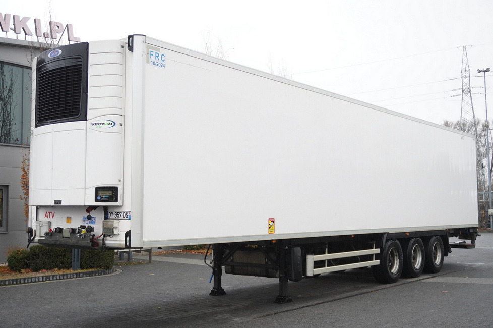 LAMBERET refrigerated semi-trailer / Carrier Vector 1550 unit - Poluprikolica hladnjače: slika 2 LAMBERET refrigerated semi-trailer / Carrier Vector 1550 unit - Poluprikolica hladnjače: slika 2