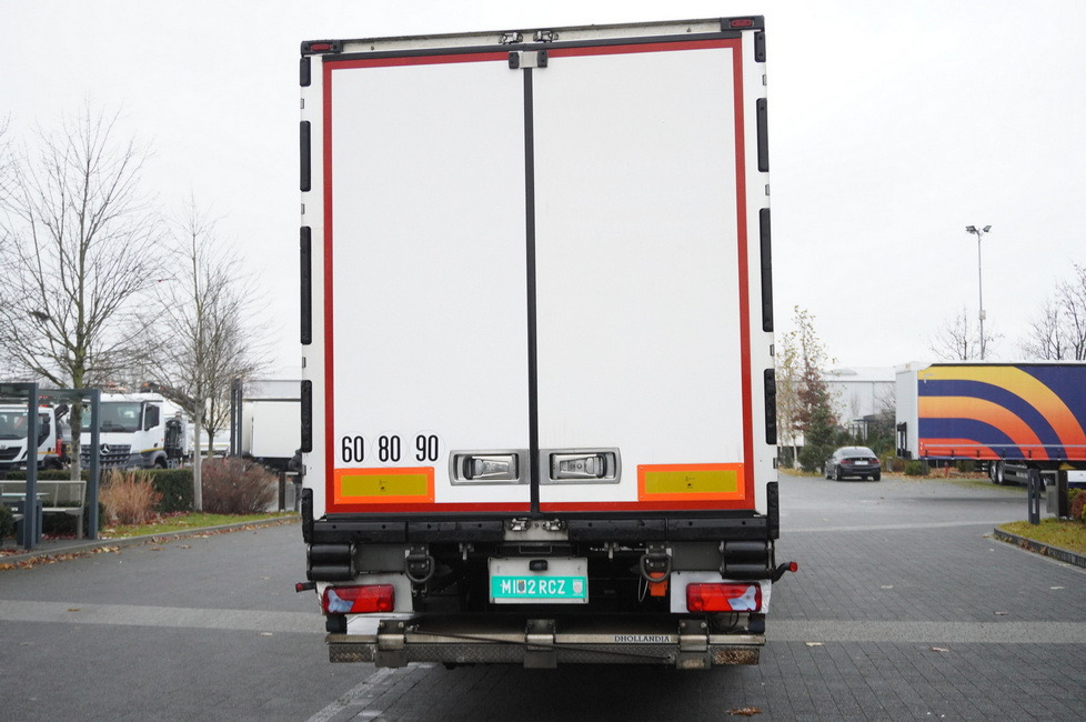 LAMBERET refrigerated semi-trailer / Carrier Vector 1550 unit - Poluprikolica hladnjače: slika 5 LAMBERET refrigerated semi-trailer / Carrier Vector 1550 unit - Poluprikolica hladnjače: slika 5