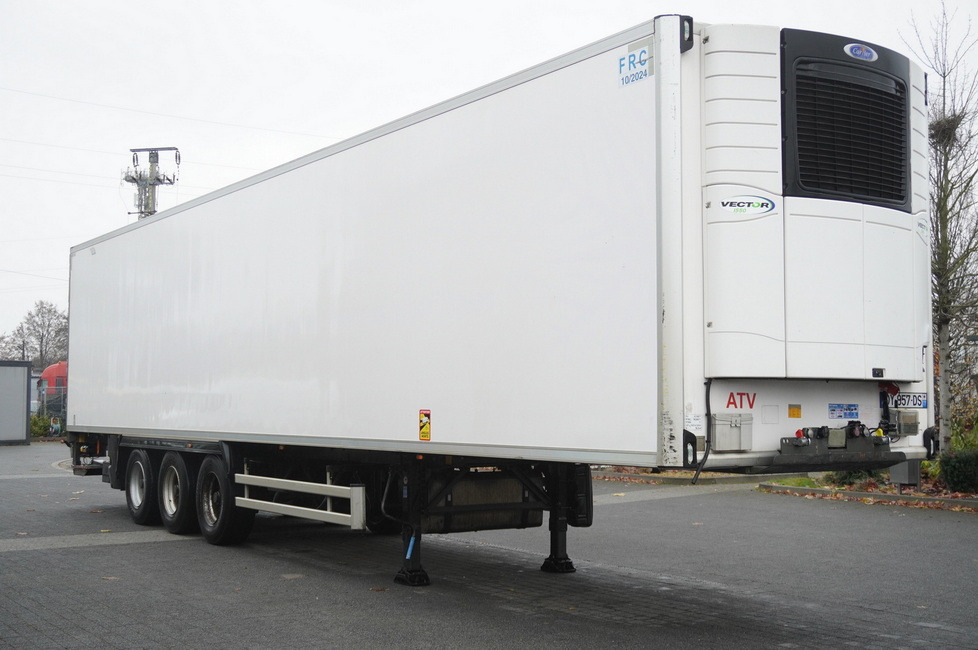 LAMBERET refrigerated semi-trailer / Carrier Vector 1550 unit - Poluprikolica hladnjače: slika 1 LAMBERET refrigerated semi-trailer / Carrier Vector 1550 unit - Poluprikolica hladnjače: slika 1