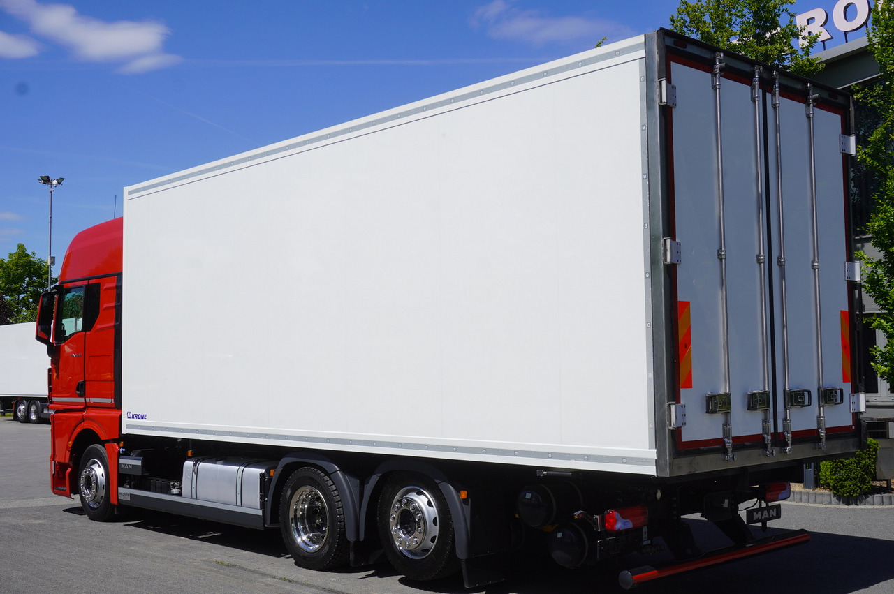 MAN MAN TGX 26.510 / 2022 / NEW Krone bitemperature refrigerated truck / Carrier Supra 850 MT / 4 units - Hladnjača: slika 2 MAN MAN TGX 26.510 / 2022 / NEW Krone bitemperature refrigerated truck / Carrier Supra 850 MT / 4 units - Hladnjača: slika 2