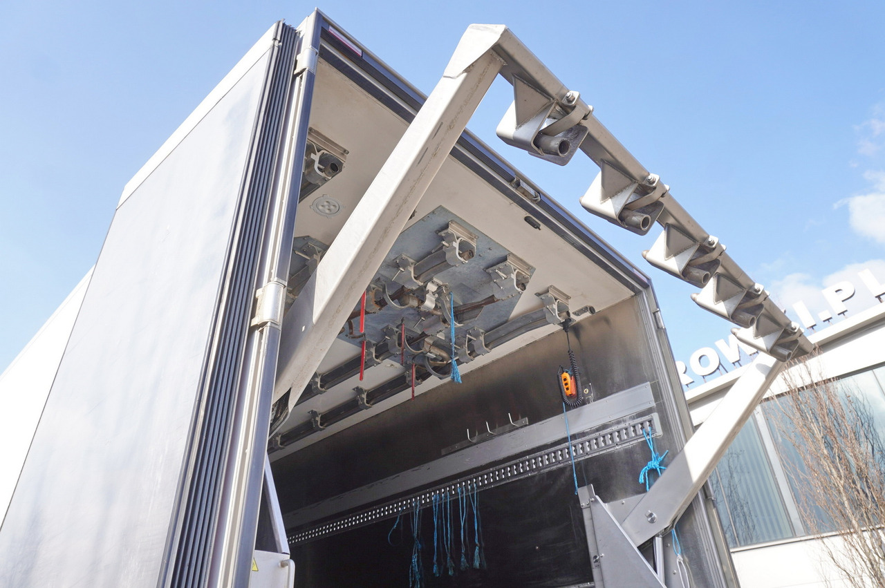 MAN TGM 18.320 / CHEREAU meat hook refrigerator / Carcass elevator - Hladnjača: slika 4 MAN TGM 18.320 / CHEREAU meat hook refrigerator / Carcass elevator - Hladnjača: slika 4