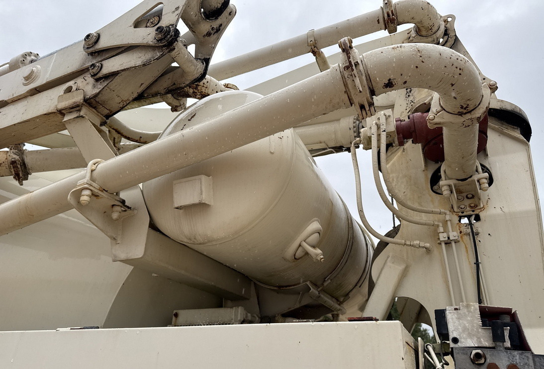 MAN TGS 32.400 8x4 Concrete Mixer Pump truck / 426 MTH !!! / 18 meters MAN TGS 32.400 8x4 Concrete Mixer Pump truck / 426 MTH !!! / 18 meters: slika 17 MAN TGS 32.400 8x4 Concrete Mixer Pump truck / 426 MTH !!! / 18 meters MAN TGS 32.400 8x4 Concrete Mixer Pump truck / 426 MTH !!! / 18 meters: slika 17