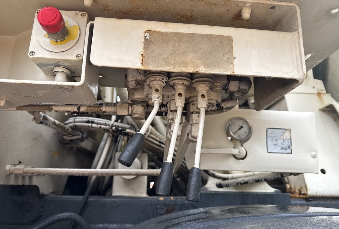 MAN TGS 32.400 8x4 Concrete Mixer Pump truck / 426 MTH !!! / 18 meters MAN TGS 32.400 8x4 Concrete Mixer Pump truck / 426 MTH !!! / 18 meters: slika 8 MAN TGS 32.400 8x4 Concrete Mixer Pump truck / 426 MTH !!! / 18 meters MAN TGS 32.400 8x4 Concrete Mixer Pump truck / 426 MTH !!! / 18 meters: slika 8