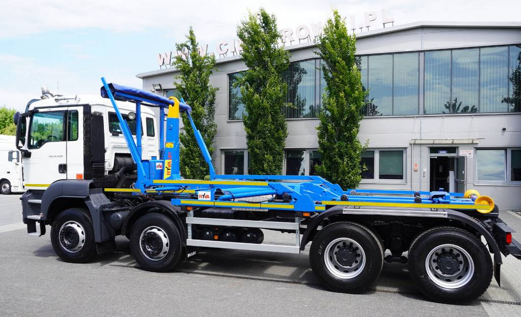 MAN TGS 35.400 8×4 HYVA LIFT 32.56 SE hooklift - Kamion sa hidrauličnom kukom: slika 5 MAN TGS 35.400 8×4 HYVA LIFT 32.56 SE hooklift - Kamion sa hidrauličnom kukom: slika 5