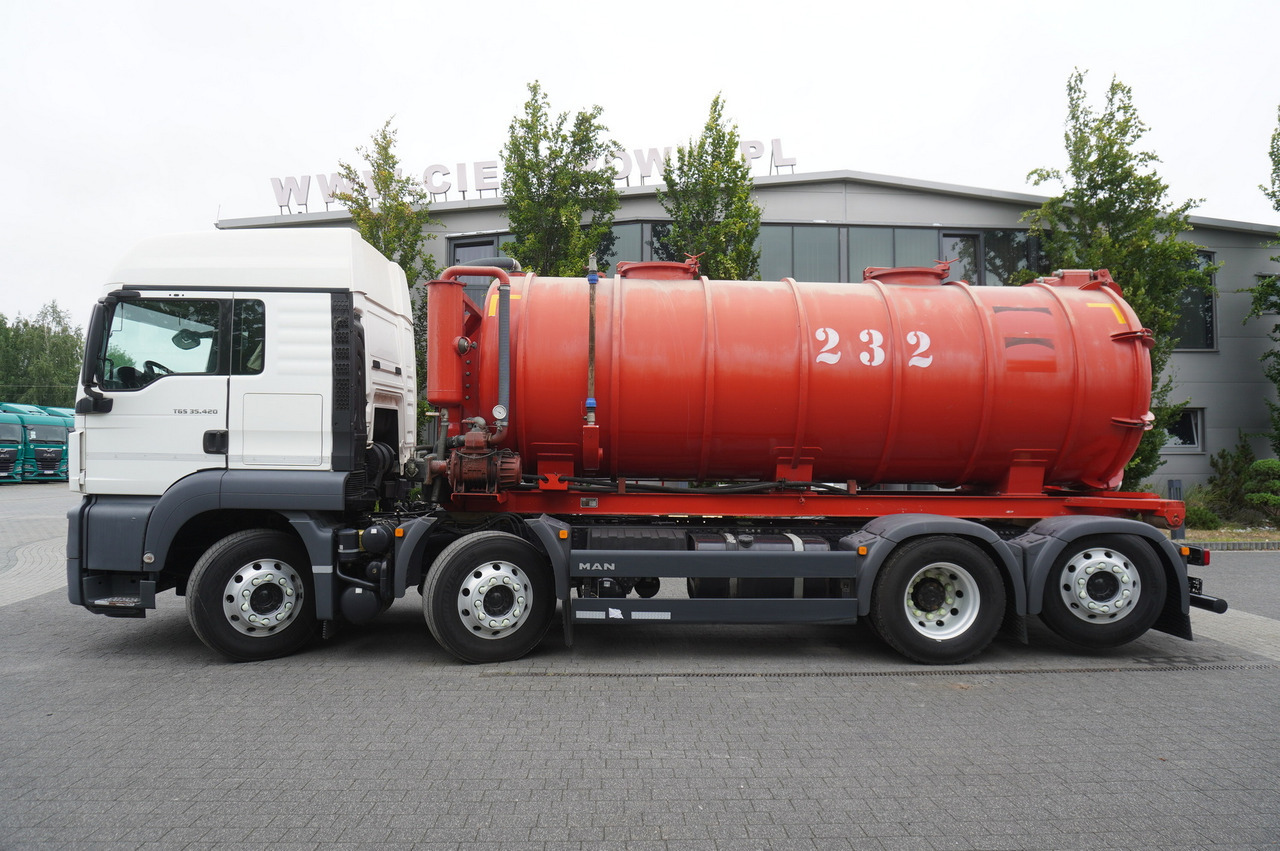 MAN TGS 35.420 8×2 / NEW septic barrel 13000 L / 3 steered axles - Kamion cisterna: slika 2 MAN TGS 35.420 8×2 / NEW septic barrel 13000 L / 3 steered axles - Kamion cisterna: slika 2