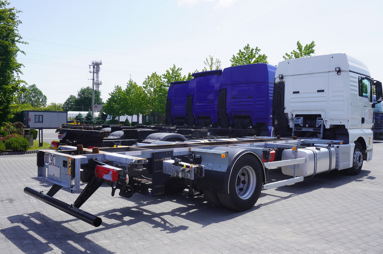 MAN TGX 18.430 / BDF / sleeping cab / 2021 / 4 units - Kamion za prevoz kontejnera/ Kamion sa promenjivim sandukom: slika 4 MAN TGX 18.430 / BDF / sleeping cab / 2021 / 4 units - Kamion za prevoz kontejnera/ Kamion sa promenjivim sandukom: slika 4