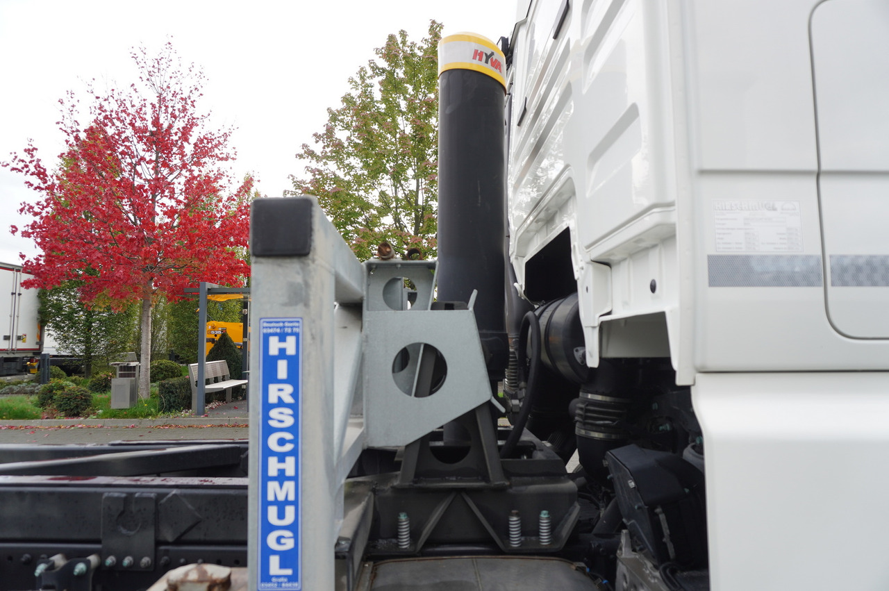 MAN TGX 26.470 6x2 COINTAINERKIPPER HYVA HIRMSCHLING / 200 tho. km! - Kamion za prevoz kontejnera/ Kamion sa promenjivim sandukom: slika 2 MAN TGX 26.470 6x2 COINTAINERKIPPER HYVA HIRMSCHLING / 200 tho. km! - Kamion za prevoz kontejnera/ Kamion sa promenjivim sandukom: slika 2