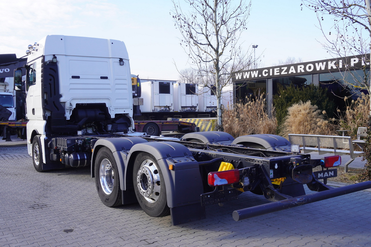 MAN TGX 26,500 / 500 HP / steering 3rd axle / 20 t cap. / Chassis 6.5 m - Kamion sa golom šasijom i zatvorenom kabinom: slika 5 MAN TGX 26,500 / 500 HP / steering 3rd axle / 20 t cap. / Chassis 6.5 m - Kamion sa golom šasijom i zatvorenom kabinom: slika 5
