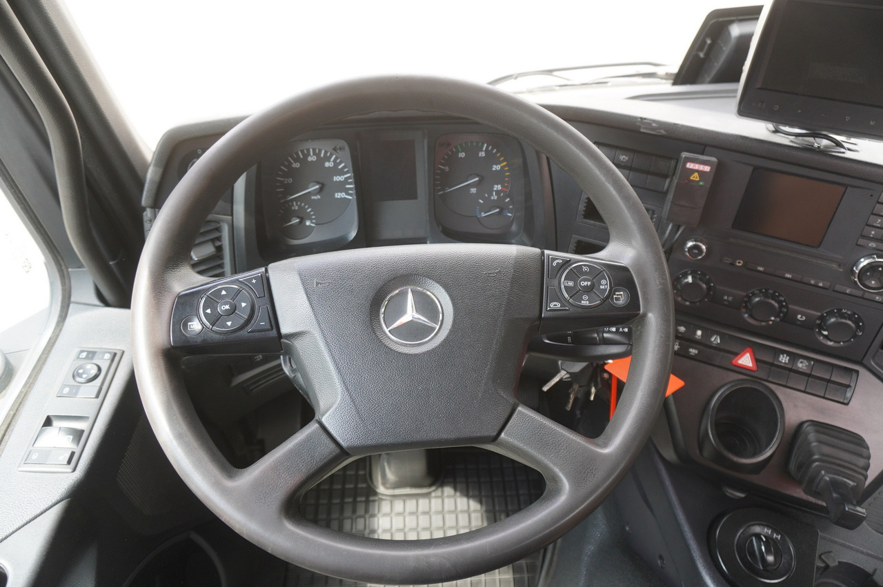 Istovarivač, Kamion sa dizalicom MERCEDES-BENZ AROCS 2633 6x4 / 5.5 T crane FASSI F135 / Tipper 15 EPAL: slika 24