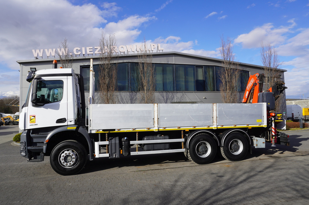 MERCEDES-BENZ AROCS 2636 Flatbed / HDS FASSI F175 7.7 T / 150,000 km - Pokretni kran: slika 3 MERCEDES-BENZ AROCS 2636 Flatbed / HDS FASSI F175 7.7 T / 150,000 km - Pokretni kran: slika 3