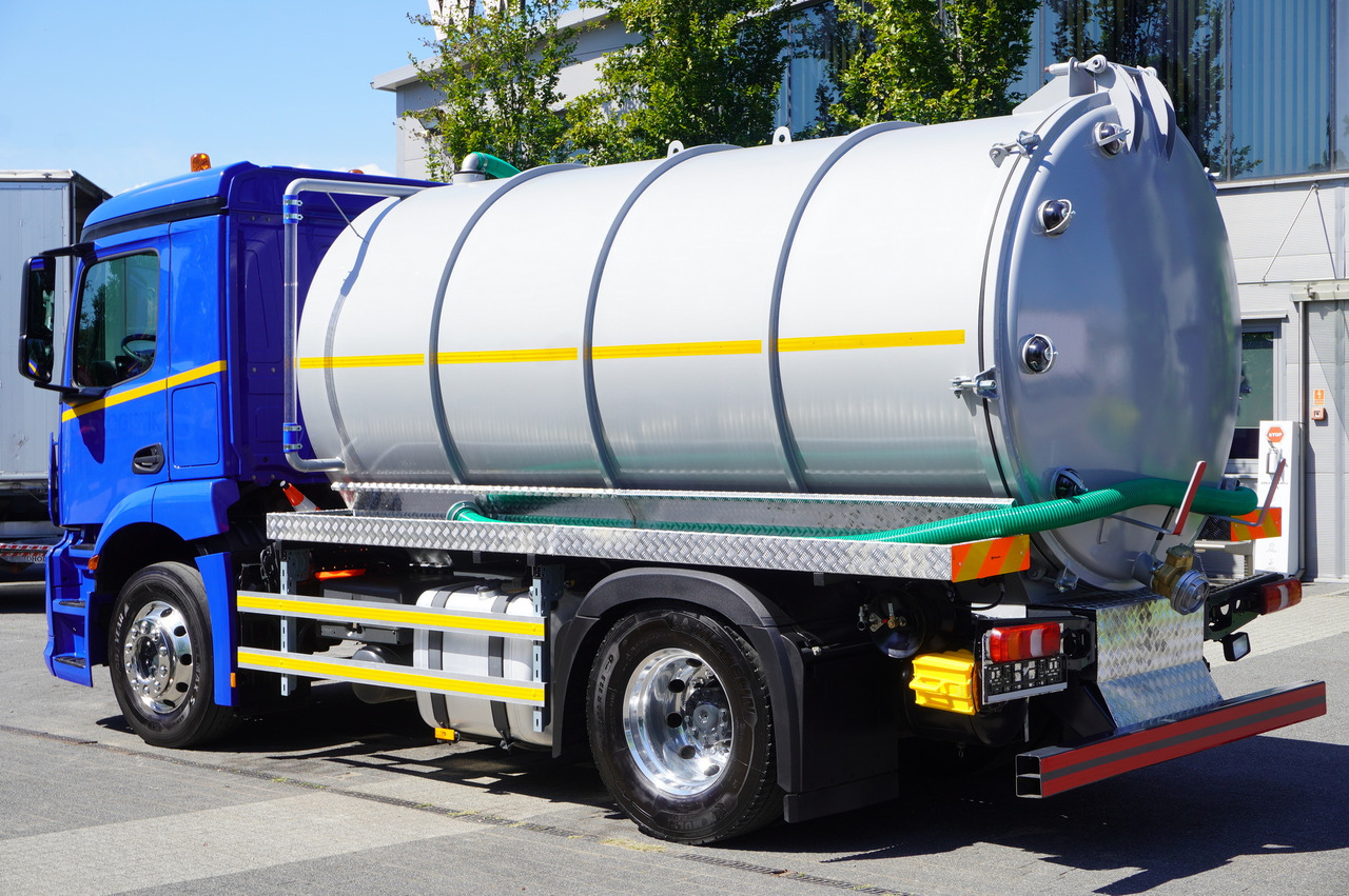 MERCEDES-BENZ Actros 18.35 LS / Body NEW septic tank (08/2025) 11000 l / 280000 kilometers! - Cisterna za osoku: slika 4 MERCEDES-BENZ Actros 18.35 LS / Body NEW septic tank (08/2025) 11000 l / 280000 kilometers! - Cisterna za osoku: slika 4
