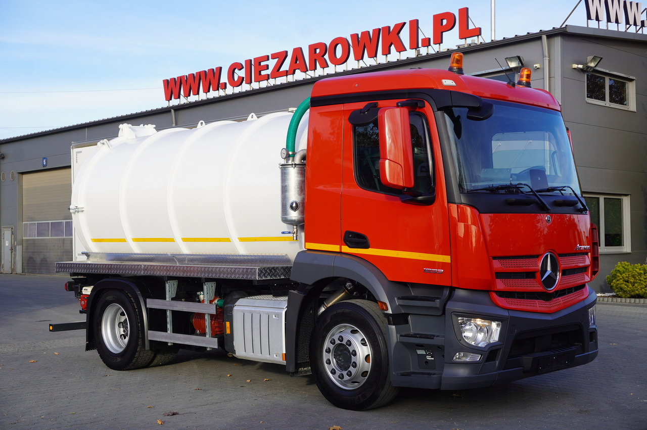 MERCEDES-BENZ Actros 1833 / 260 tho. km / NEW septic tank 11000 l - Kamion cisterna: slika 1 MERCEDES-BENZ Actros 1833 / 260 tho. km / NEW septic tank 11000 l - Kamion cisterna: slika 1