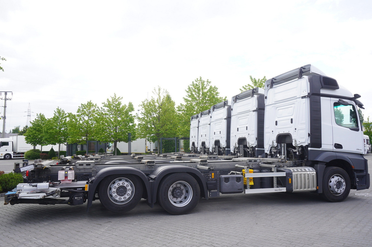 MERCEDES-BENZ Actros 2545 6×2 MP5 / ADR AT / 12 units - Kamion za prevoz kontejnera/ Kamion sa promenjivim sandukom: slika 3 MERCEDES-BENZ Actros 2545 6×2 MP5 / ADR AT / 12 units - Kamion za prevoz kontejnera/ Kamion sa promenjivim sandukom: slika 3