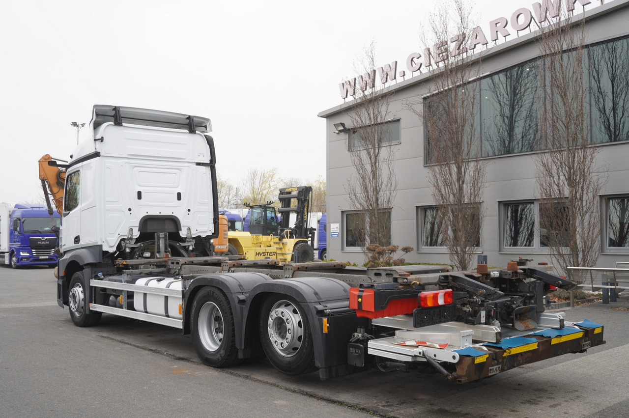 MERCEDES-BENZ Actros 2545 6×2 MP5 / ADR / several units - Kamion za prevoz kontejnera/ Kamion sa promenjivim sandukom: slika 5 MERCEDES-BENZ Actros 2545 6×2 MP5 / ADR / several units - Kamion za prevoz kontejnera/ Kamion sa promenjivim sandukom: slika 5
