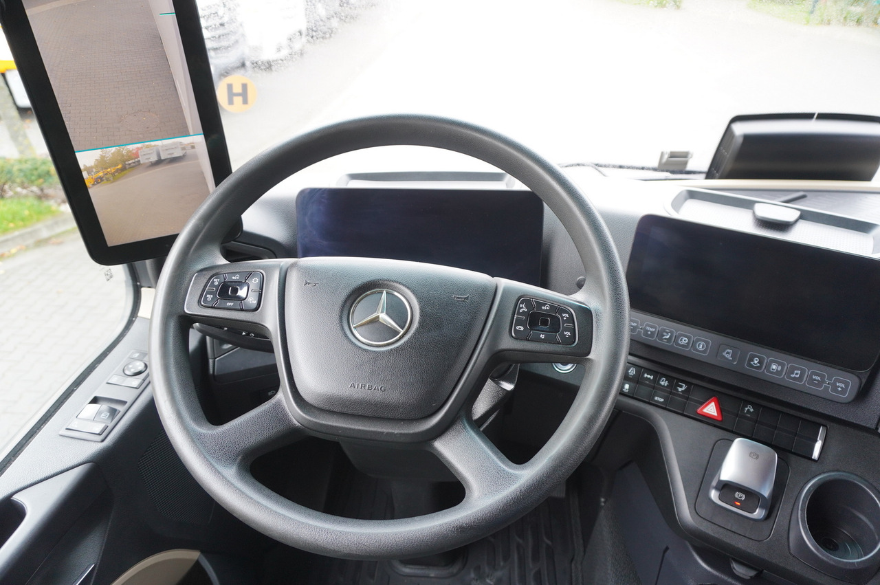 Hladnjača MERCEDES-BENZ Actros 2545 MP5 / Lecapitaine 18 EPAL refrigerator / Bitemperature / Carrier Supra 850 MT / ADR AT: slika 22 Hladnjača MERCEDES-BENZ Actros 2545 MP5 / Lecapitaine 18 EPAL refrigerator / Bitemperature / Carrier Supra 850 MT / ADR AT: slika 22