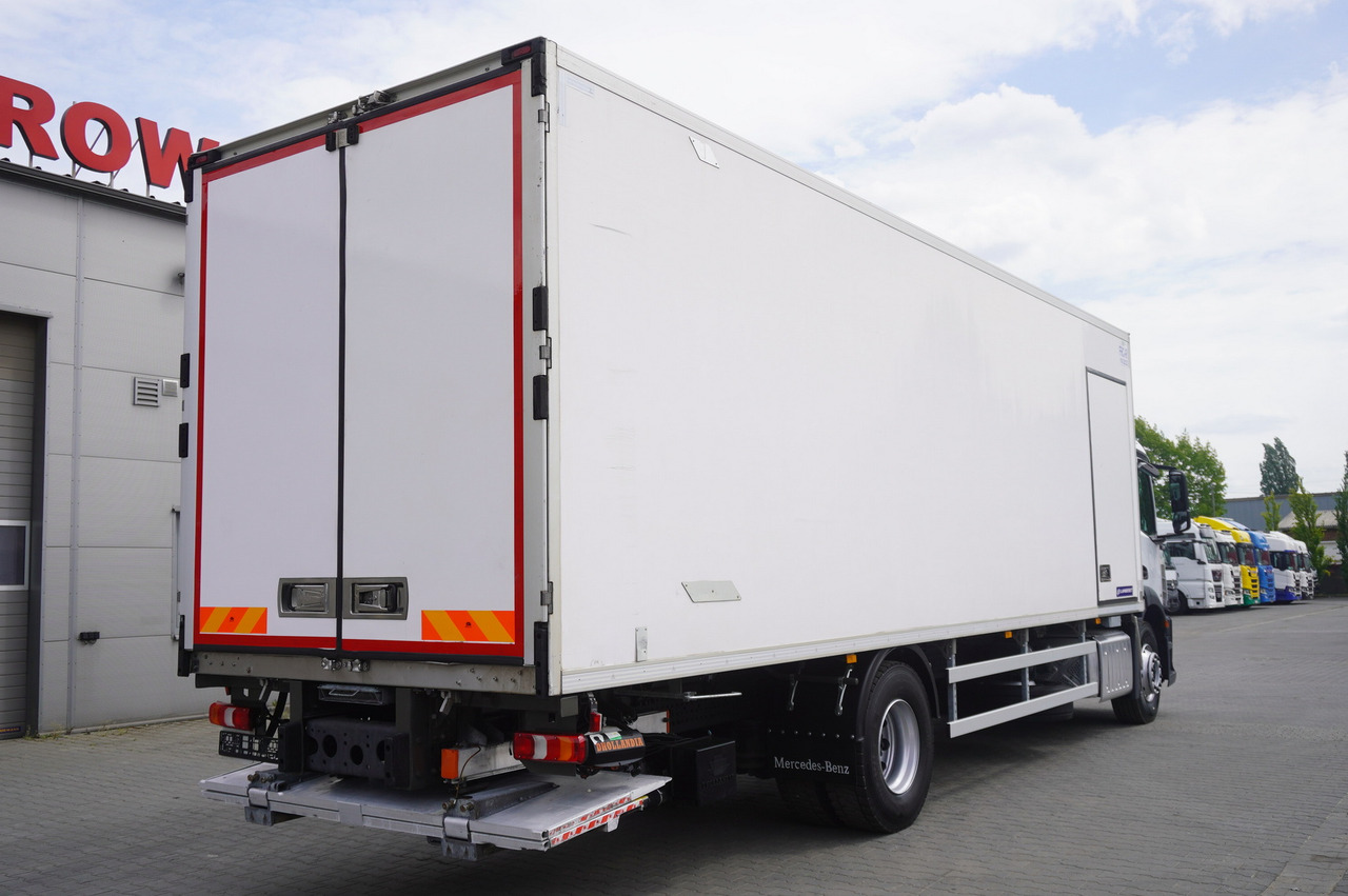 MERCEDES-BENZ Antos 1830 / Lamberet refrigerator superstructure 22 EPAL / Dhollandia lift 2000 kg - Hladnjača: slika 4 MERCEDES-BENZ Antos 1830 / Lamberet refrigerator superstructure 22 EPAL / Dhollandia lift 2000 kg - Hladnjača: slika 4