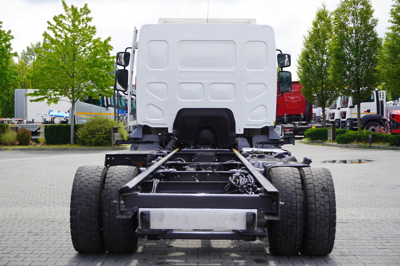 RENAULT D12 / Chassis 5.6 m / Differential lock / 160 tho. km - Kamion sa golom šasijom i zatvorenom kabinom: slika 4 RENAULT D12 / Chassis 5.6 m / Differential lock / 160 tho. km - Kamion sa golom šasijom i zatvorenom kabinom: slika 4