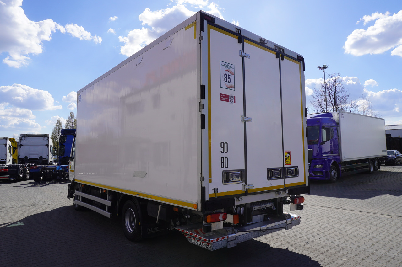 RENAULT D12 / Lamberet refrigerated truck / Dhollandia tail lift 1500 kg / 130 thousand km !! - Hladnjača: slika 5 RENAULT D12 / Lamberet refrigerated truck / Dhollandia tail lift 1500 kg / 130 thousand km !! - Hladnjača: slika 5