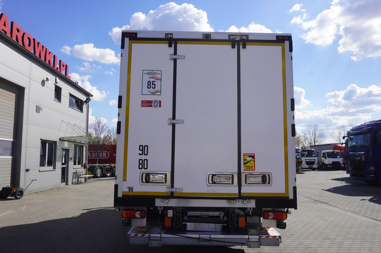 RENAULT D12 / Lamberet refrigerated truck / Dhollandia tail lift 1500 kg / 130 thousand km !! - Hladnjača: slika 4 RENAULT D12 / Lamberet refrigerated truck / Dhollandia tail lift 1500 kg / 130 thousand km !! - Hladnjača: slika 4