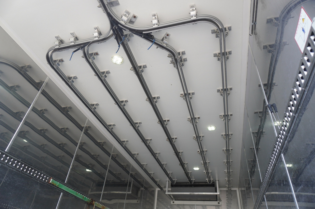 RENAULT D13 / 90 tho km !!! / Meat hook refrigerator / Thermoking T800R / 2 units - Hladnjača: slika 3 RENAULT D13 / 90 tho km !!! / Meat hook refrigerator / Thermoking T800R / 2 units - Hladnjača: slika 3