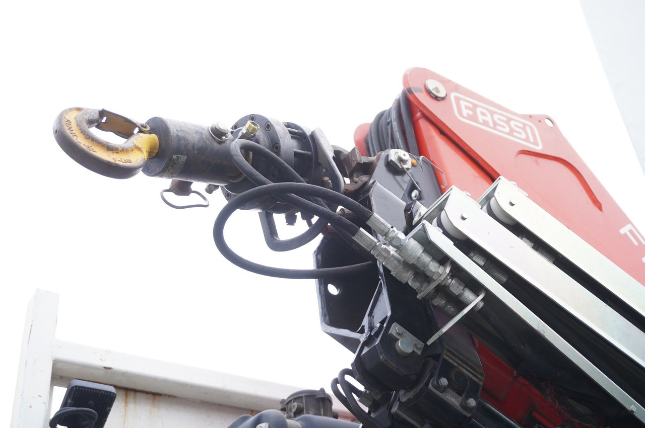 Kamion sa dizalicom RENAULT RENAULT C280 DTI 8 / FASSI crane 5.6 T / 560 MTH / range 8 m / Flatbed 15 EPAL: slika 16 Kamion sa dizalicom RENAULT RENAULT C280 DTI 8 / FASSI crane 5.6 T / 560 MTH / range 8 m / Flatbed 15 EPAL: slika 16