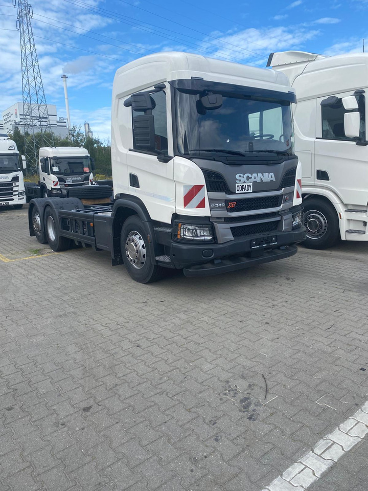 SCANIA NEW Scania P 340 B6x2*4NA / chassis frame / steering axle / CNG / large cab / 8 units - Kamion sa golom šasijom i zatvorenom kabinom: slika 2 SCANIA NEW Scania P 340 B6x2*4NA / chassis frame / steering axle / CNG / large cab / 8 units - Kamion sa golom šasijom i zatvorenom kabinom: slika 2