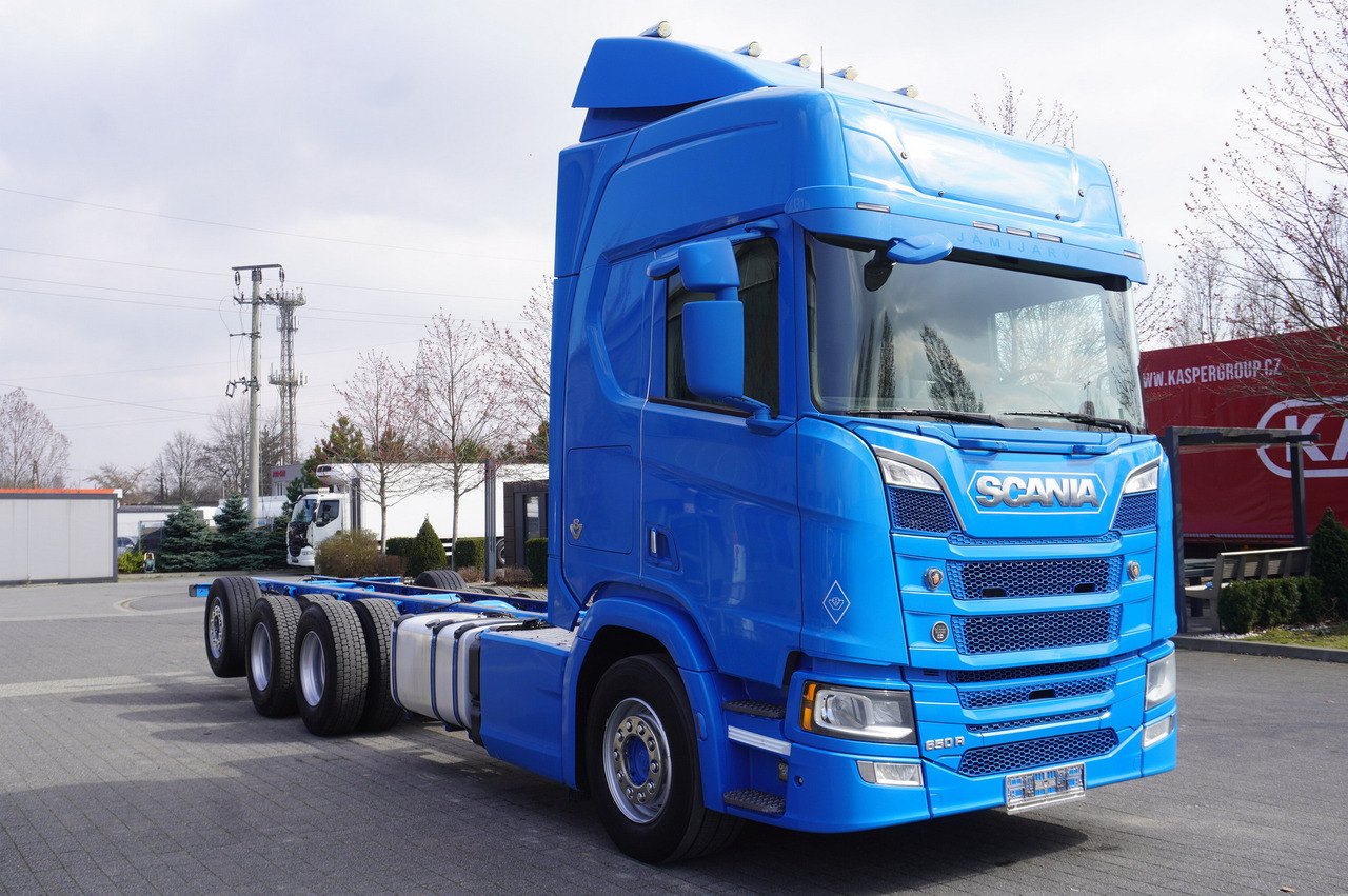 SCANIA R650 V8 / 650 HP/ frame 8.8 m / steered 4th axle - Kamion sa dizalicom: slika 5 SCANIA R650 V8 / 650 HP/ frame 8.8 m / steered 4th axle - Kamion sa dizalicom: slika 5