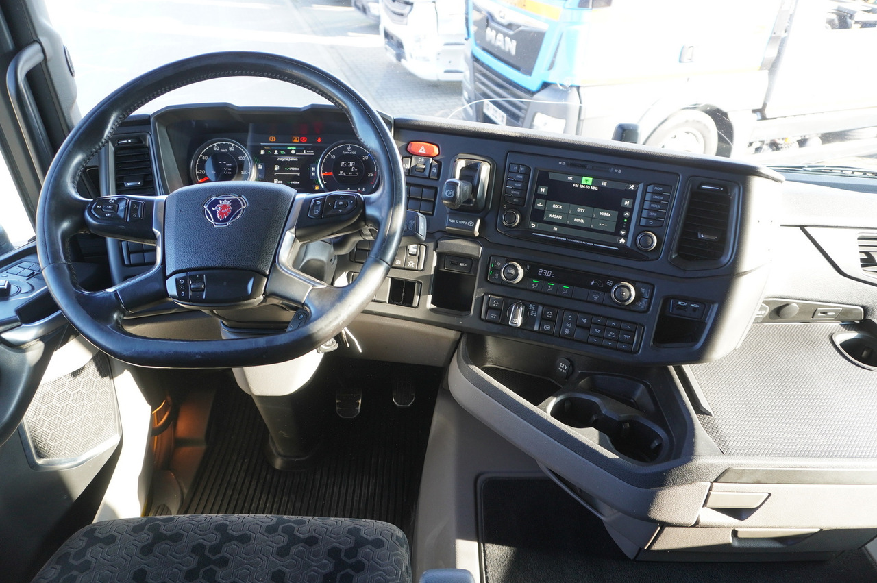 Kamion sa ceradom SCANIA R650 V8 8x4 /4 / 2020 / Curtainsider 23 EPAL: slika 24