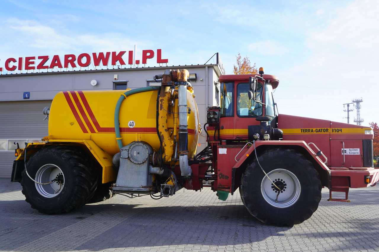 TERRA-GATOR TG 3104 Self-propelled liquid manure spreader - Rasipač prirodnog đubirva: slika 5 TERRA-GATOR TG 3104 Self-propelled liquid manure spreader - Rasipač prirodnog đubirva: slika 5