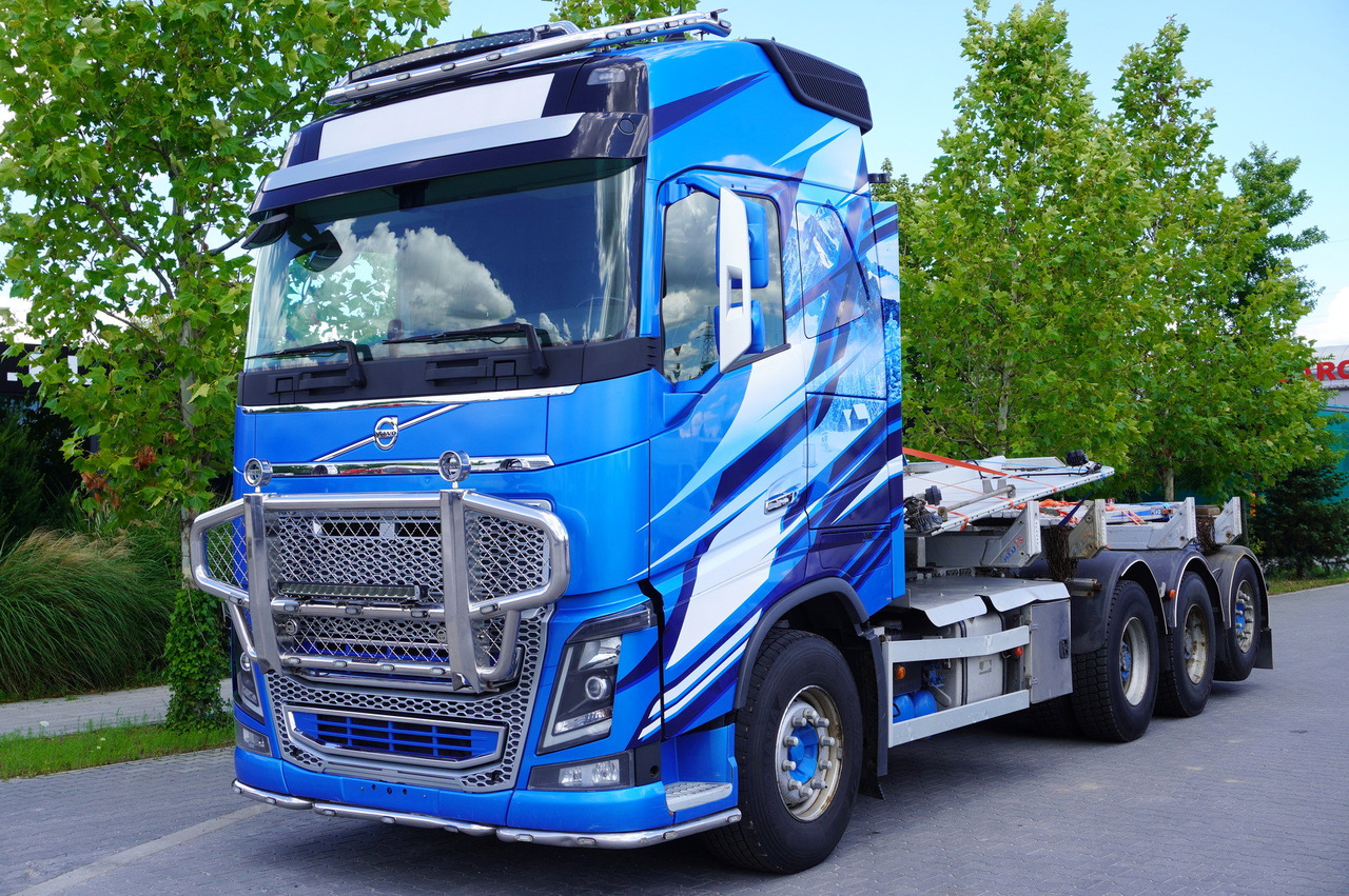 VOLVO FH16 750 8x4 / ALUCAR stanchion superstructure / 7.6 m chassis / Steered axle - Šticar: slika 2 VOLVO FH16 750 8x4 / ALUCAR stanchion superstructure / 7.6 m chassis / Steered axle - Šticar: slika 2