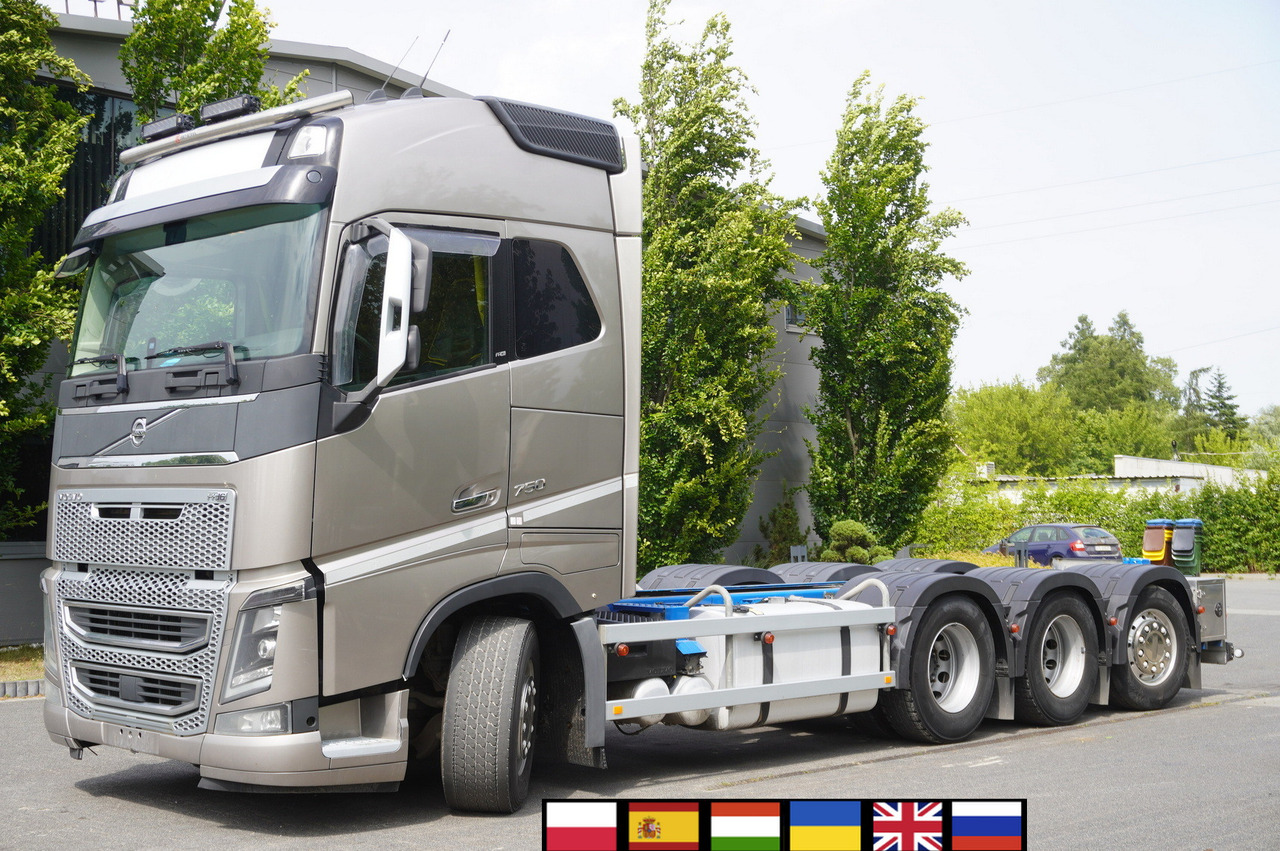 VOLVO FH16 750 8x4x4 / 750 HP! / Frame 685 cm / Steered 4th axle - Kamion sa golom šasijom i zatvorenom kabinom: slika 1 VOLVO FH16 750 8x4x4 / 750 HP! / Frame 685 cm / Steered 4th axle - Kamion sa golom šasijom i zatvorenom kabinom: slika 1