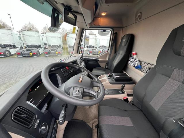 DAF XB 290 FA 16 to. Curtainsider LBW 1.5 Tonnen AHK - Kamion sa ceradom: slika 2 DAF XB 290 FA 16 to. Curtainsider LBW 1.5 Tonnen AHK - Kamion sa ceradom: slika 2