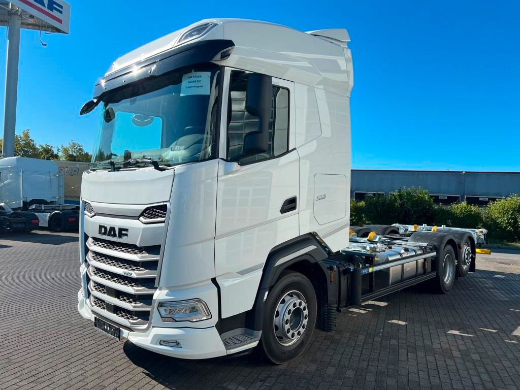 DAF XG 480 FAN SDG Multi Standk Intarder MODELL 2025 - Kamion za prevoz kontejnera/ Kamion sa promenjivim sandukom: slika 2 DAF XG 480 FAN SDG Multi Standk Intarder MODELL 2025 - Kamion za prevoz kontejnera/ Kamion sa promenjivim sandukom: slika 2