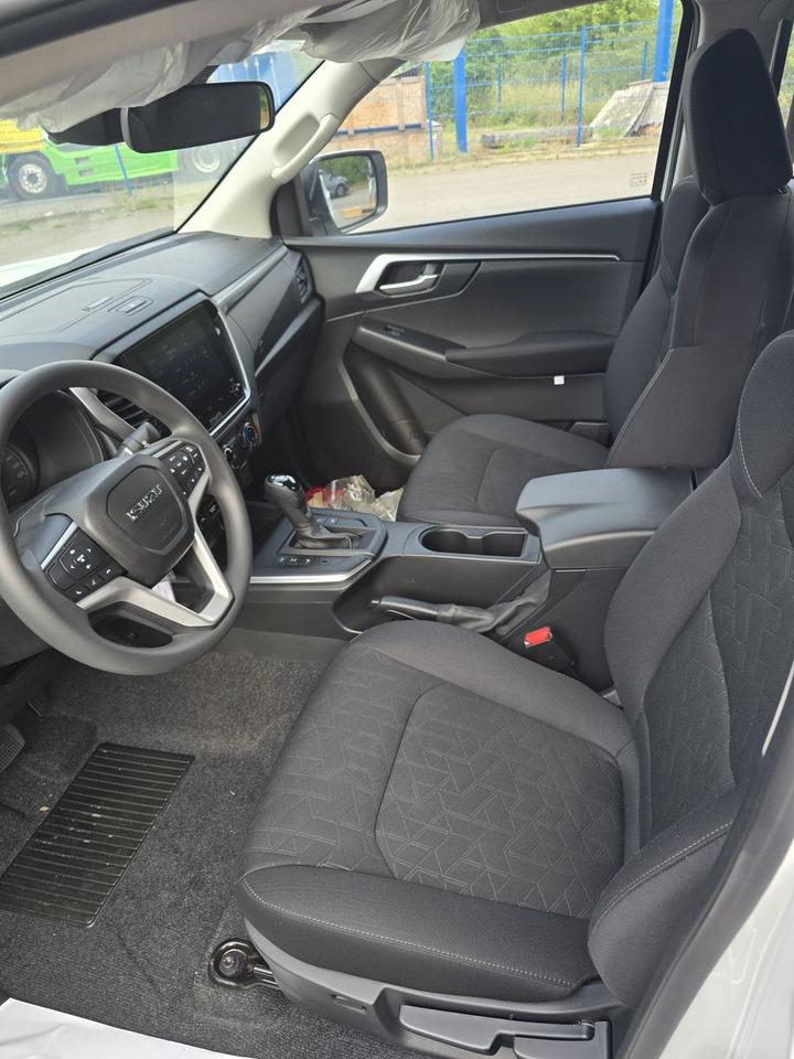 Isuzu PICK UP LS inkl. Ladeflächenausspritzung, 25er M - SUVSUV: slika 5 Isuzu PICK UP LS inkl. Ladeflächenausspritzung, 25er M - SUVSUV: slika 5