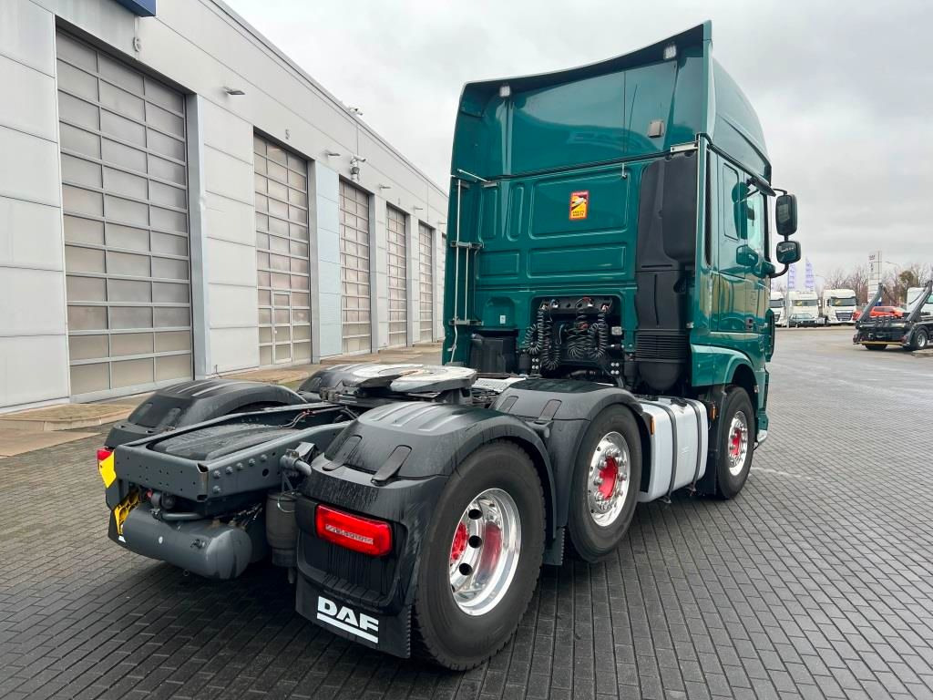 DAF XF 530 SSC FTG Liftlenkachse Retarder Standklima - Tegljač: slika 4 DAF XF 530 SSC FTG Liftlenkachse Retarder Standklima - Tegljač: slika 4