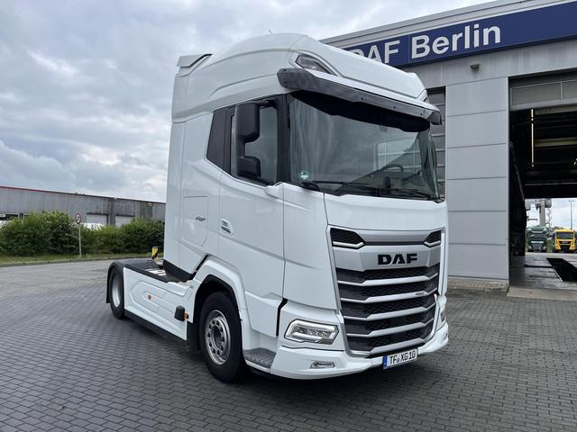 DAF XG+ 480 FT TraXon Intarder Standklima 2 x Tank - Tegljač: slika 5 DAF XG+ 480 FT TraXon Intarder Standklima 2 x Tank - Tegljač: slika 5