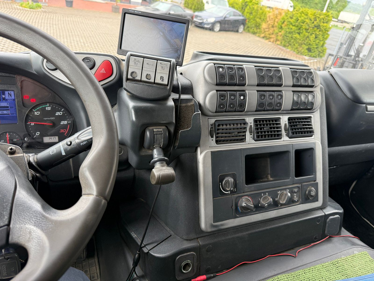 Iveco STRALIS 460 ECO - Istovarivač: slika 5 Iveco STRALIS 460 ECO - Istovarivač: slika 5