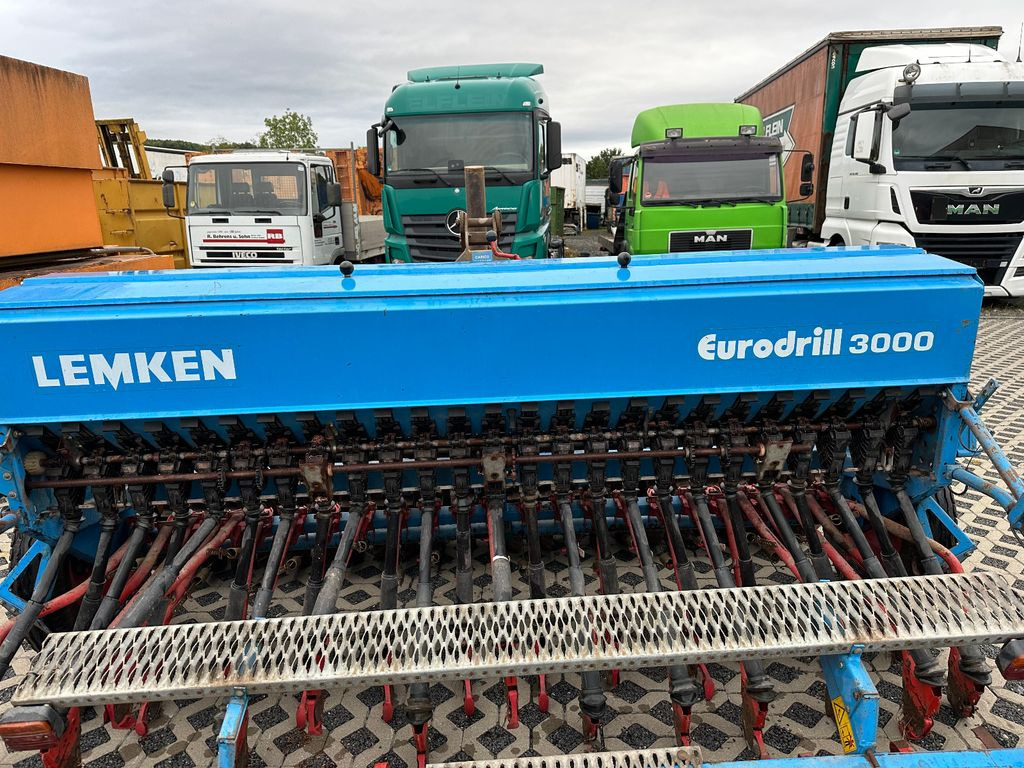 Lemken EURO 300/25 Eurodrill 3000 Güttler-breviglieri - Kombinovana mašina za setvu: slika 3 Lemken EURO 300/25 Eurodrill 3000 Güttler-breviglieri - Kombinovana mašina za setvu: slika 3