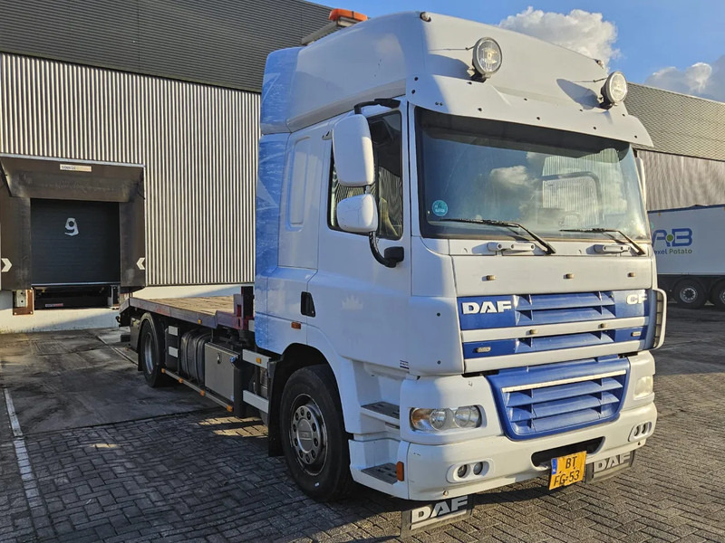 DAF CF 85 410 SSpace Cab Euro 5 - Kamion sa tovarnim sandukom: slika 2 DAF CF 85 410 SSpace Cab Euro 5 - Kamion sa tovarnim sandukom: slika 2