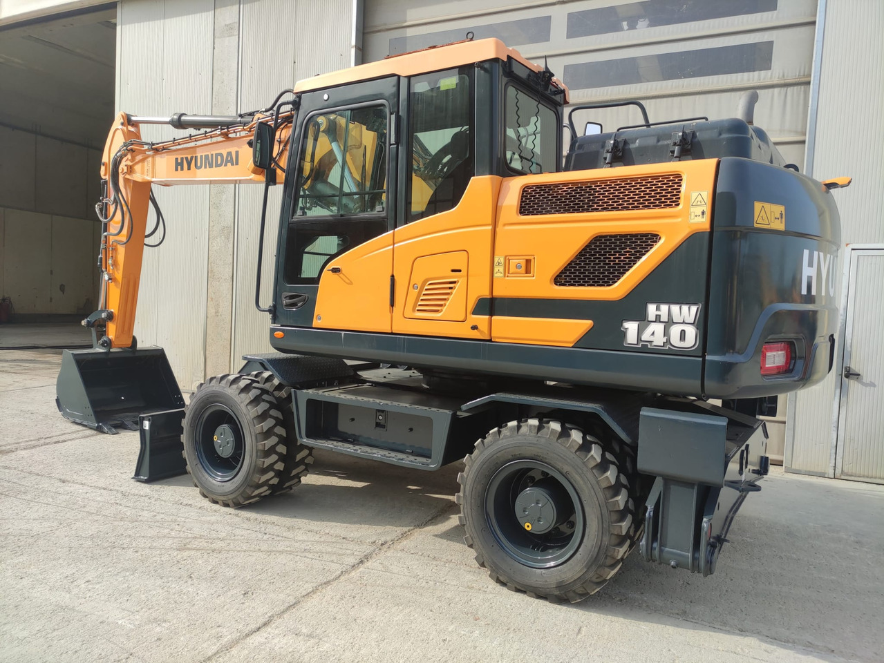 HYUNDAI HW140 - Bager točkaš: slika 4 HYUNDAI HW140 - Bager točkaš: slika 4