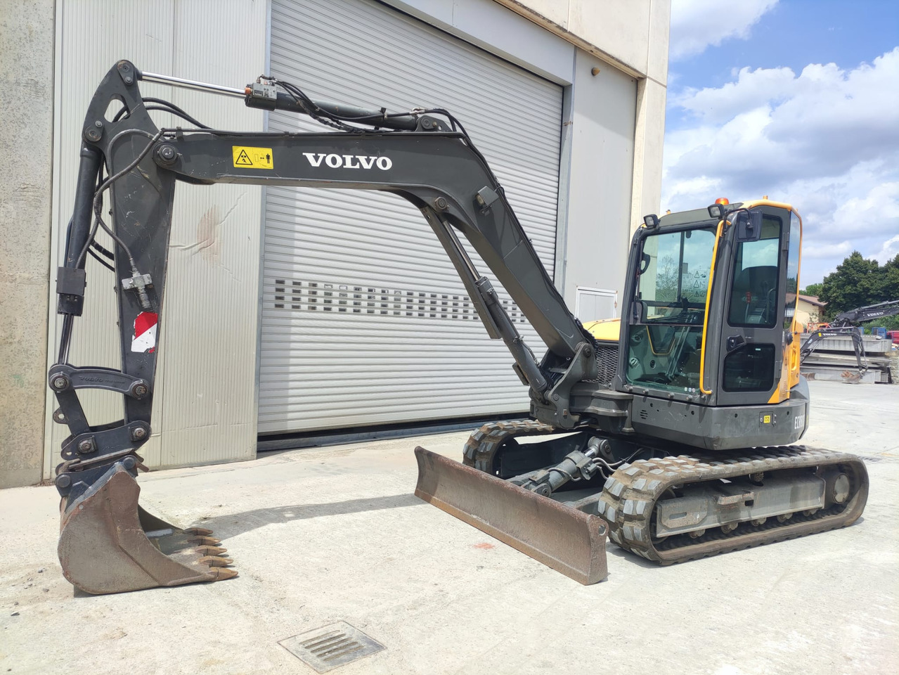 VOLVO ECR88D - Bager guseničar: slika 1 VOLVO ECR88D - Bager guseničar: slika 1