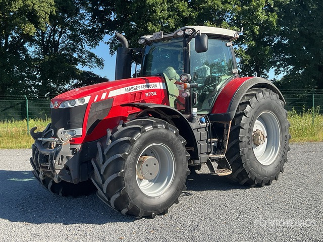 2015 Massey Ferguson 8732 Dyna-VT 4WD Tractor - Traktor: slika 1 2015 Massey Ferguson 8732 Dyna-VT 4WD Tractor - Traktor: slika 1