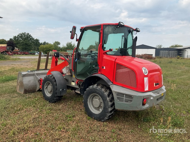 2017 Case 121F Wheel Loader - Utovarivač točkaš: slika 4 2017 Case 121F Wheel Loader - Utovarivač točkaš: slika 4