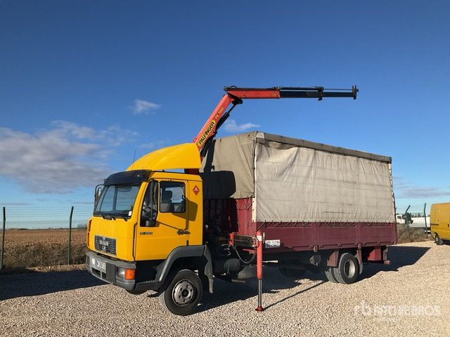 1996 MAN 10.223 1996 Palfinger PK7000 2960 kg K ... Flatbed Truck with Crane - Kamion sa tovarnim sandukom, Kamion sa dizalicom: slika 1 1996 MAN 10.223 1996 Palfinger PK7000 2960 kg K ... Flatbed Truck with Crane - Kamion sa tovarnim sandukom, Kamion sa dizalicom: slika 1