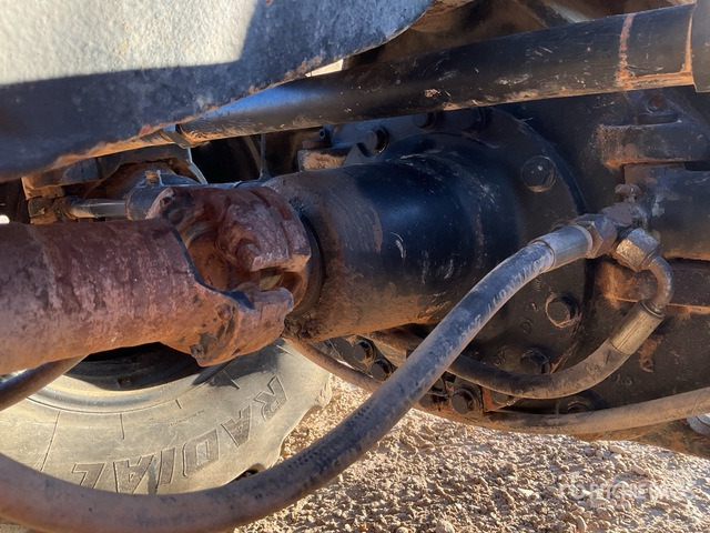 2002 Case CASE IH MX200 4WD Tractor - Traktor: slika 4 2002 Case CASE IH MX200 4WD Tractor - Traktor: slika 4