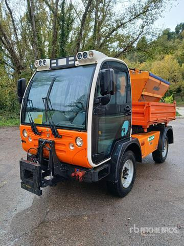 2004 Ausa M250DH X4 4x4 Snow Plow Truck - Vozilo za čišćenje snega: slika 2 2004 Ausa M250DH X4 4x4 Snow Plow Truck - Vozilo za čišćenje snega: slika 2
