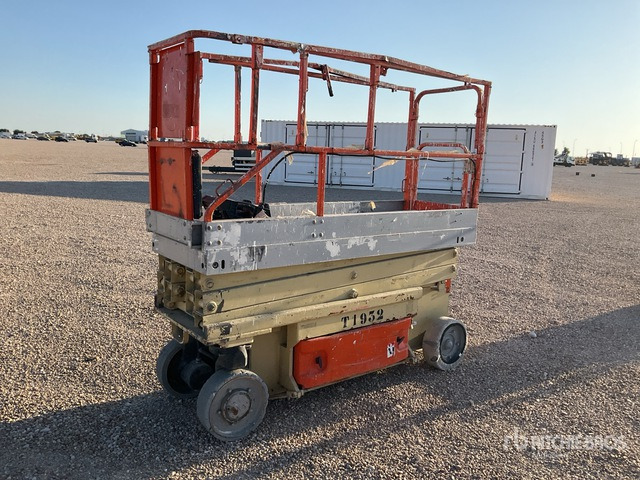 2004 JLG 2030ES Electric (Inoperable) Scissor Lift - Lift u obliku makaza: slika 2 2004 JLG 2030ES Electric (Inoperable) Scissor Lift - Lift u obliku makaza: slika 2