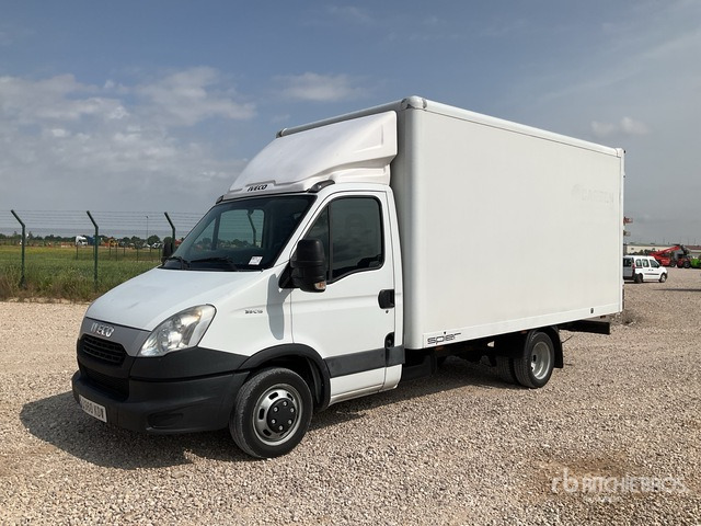 2013 Iveco Daily 35C15 4x2 Van Truck - Furgon: slika 2 2013 Iveco Daily 35C15 4x2 Van Truck - Furgon: slika 2