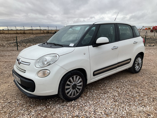2014 Fiat 500 500L 1.3 JTD Automobile - Automobil: slika 1 2014 Fiat 500 500L 1.3 JTD Automobile - Automobil: slika 1