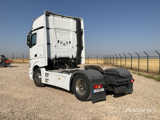 2016 Mercedes-Benz Actros 4x2 S/A Sleeper Truck Tractor - Tarup/ Mulčer: slika 3 2016 Mercedes-Benz Actros 4x2 S/A Sleeper Truck Tractor - Tarup/ Mulčer: slika 3